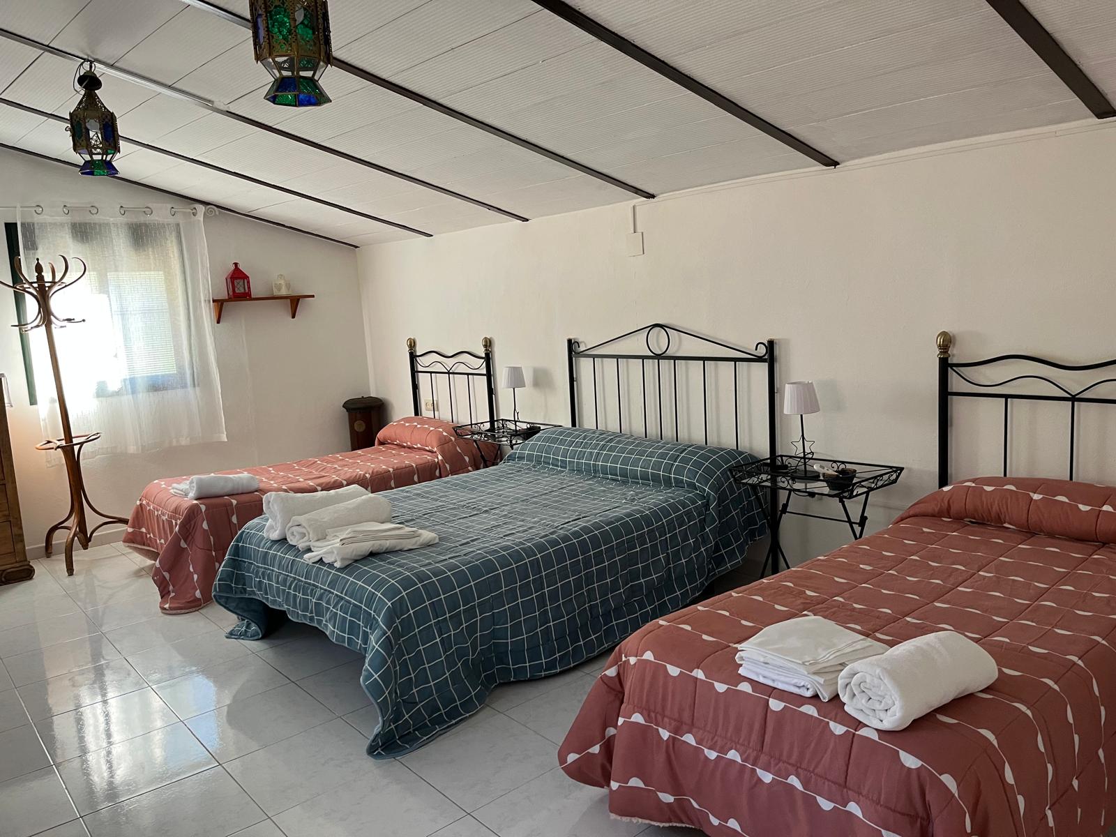 Habitación grande de la Casa 2